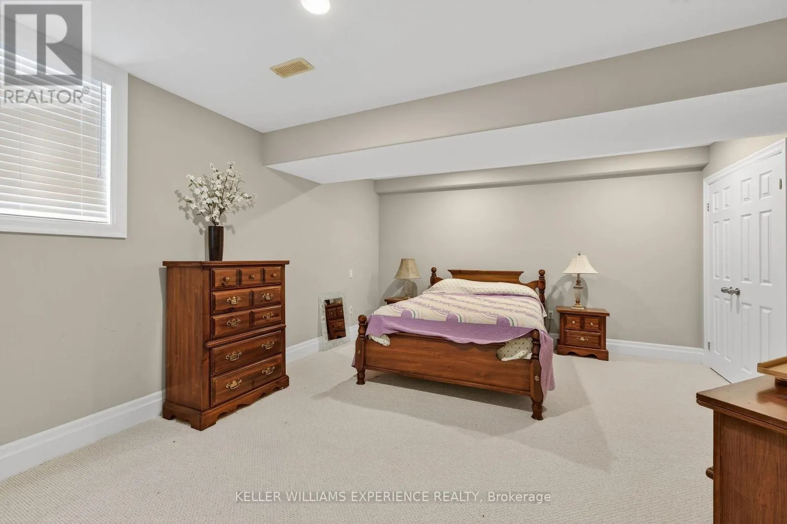 25 BRIDLE PATH