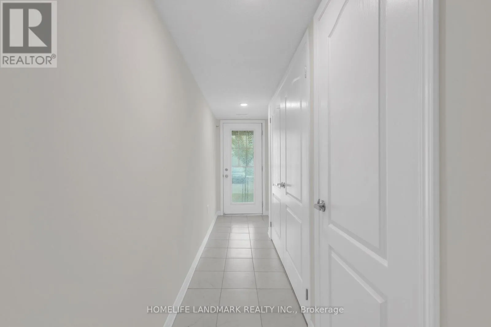 6 SPENCER BOULEVARD