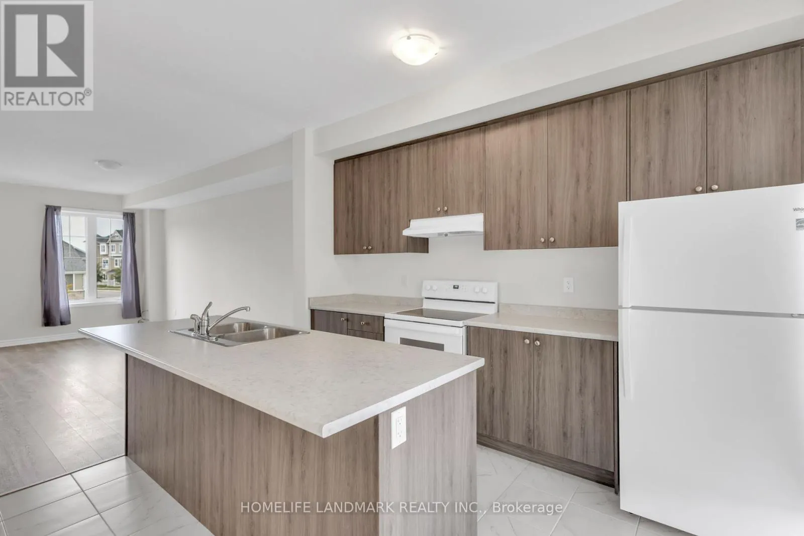 6 SPENCER BOULEVARD