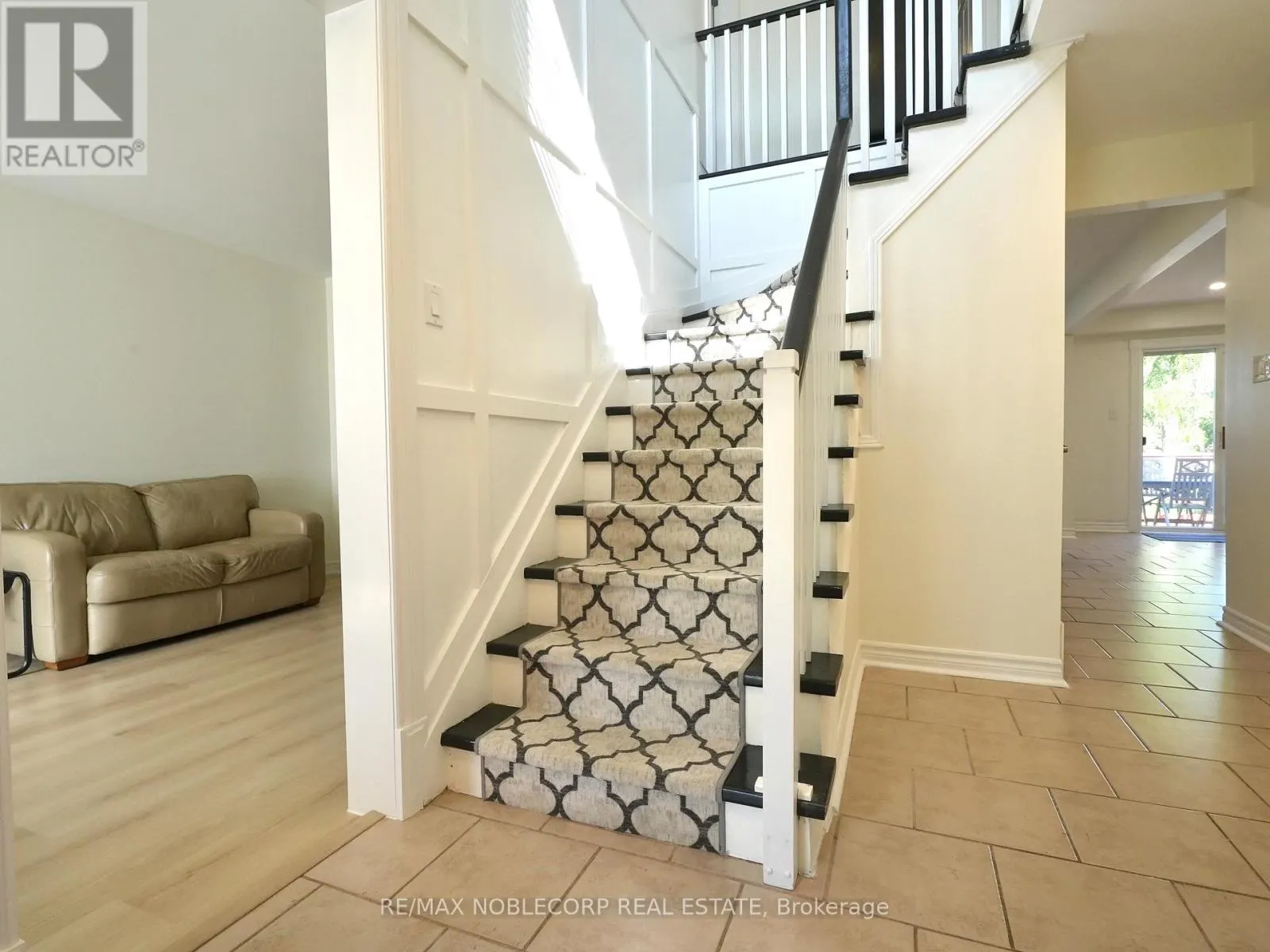 62 O'SHAUGHNESSY CRESCENT