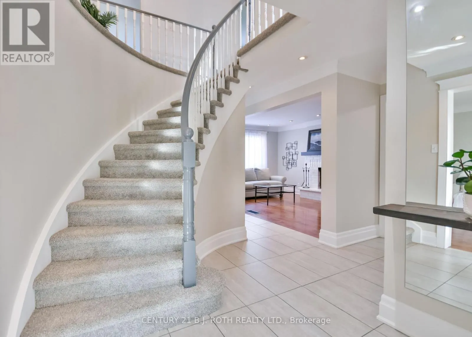 25 KEATS DRIVE
