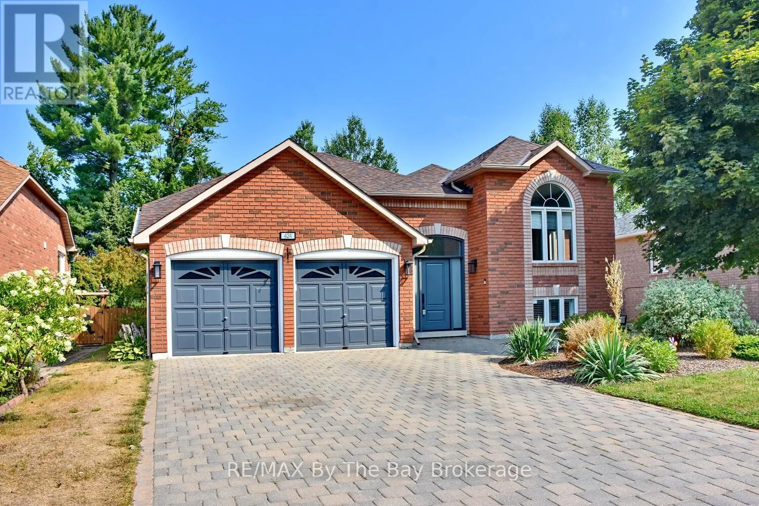 424 RAMBLEWOOD DRIVE