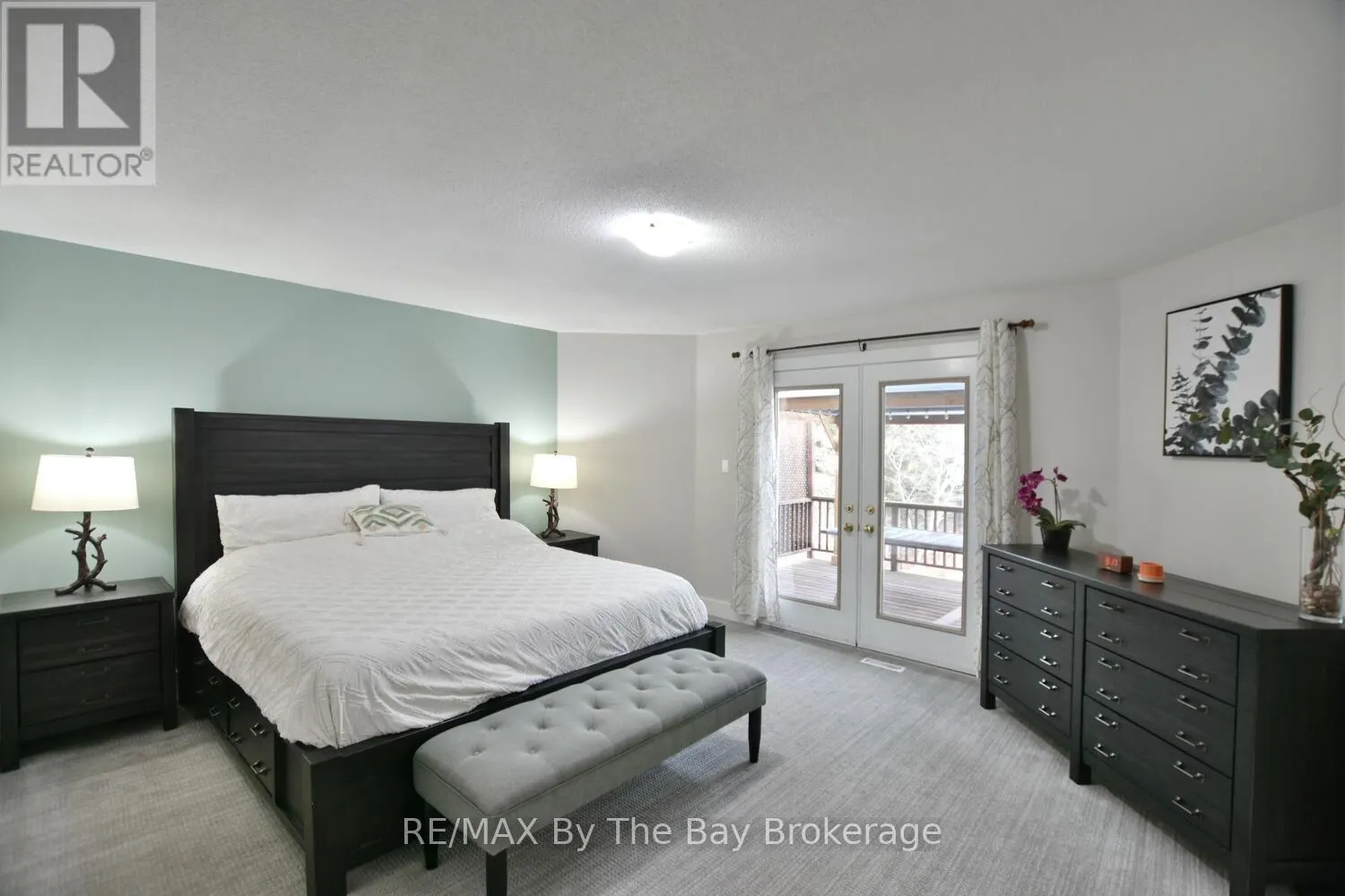 424 RAMBLEWOOD DRIVE