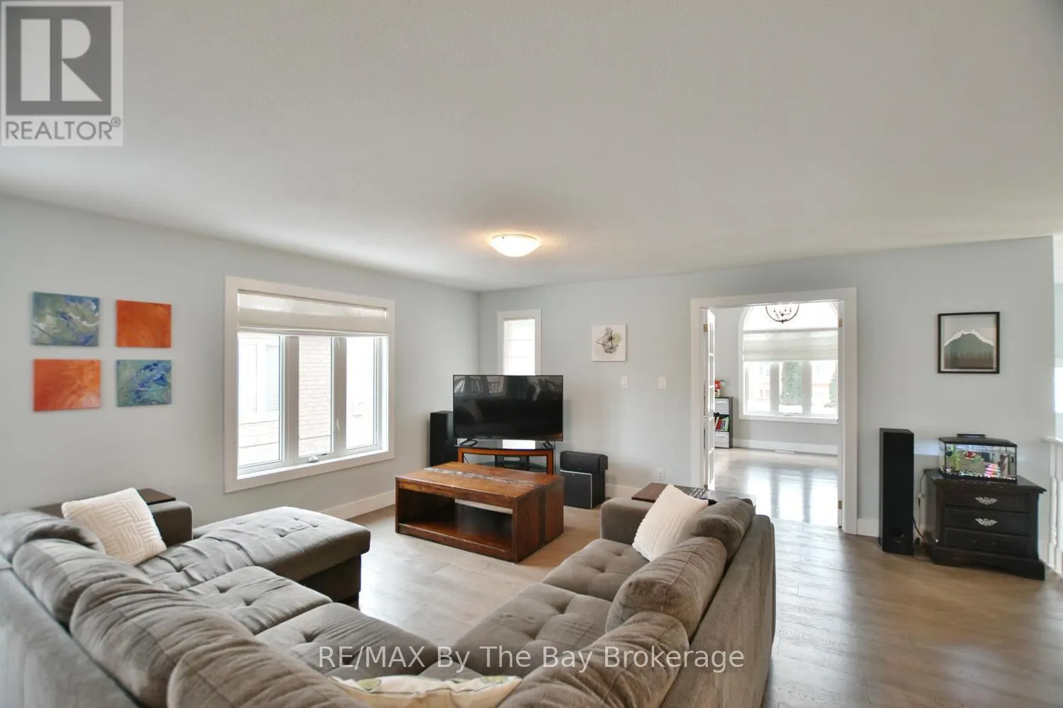 424 RAMBLEWOOD DRIVE