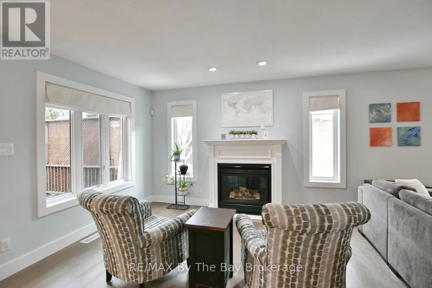 424 RAMBLEWOOD DRIVE