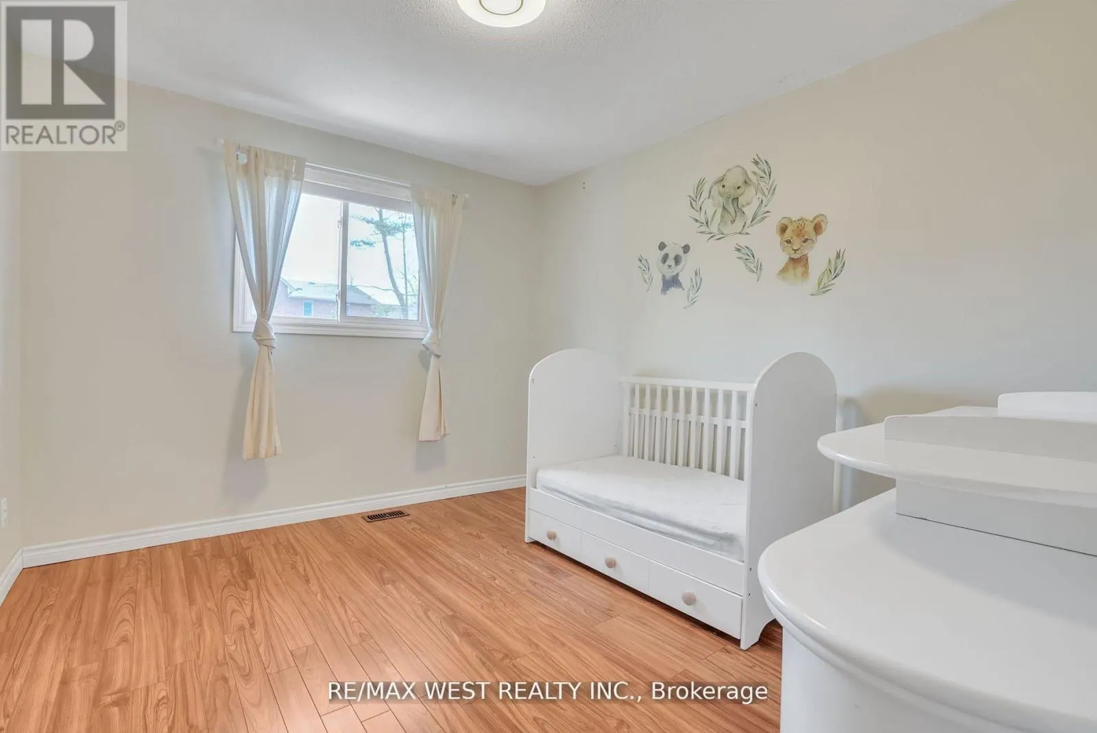 279 SUNNIDALE ROAD