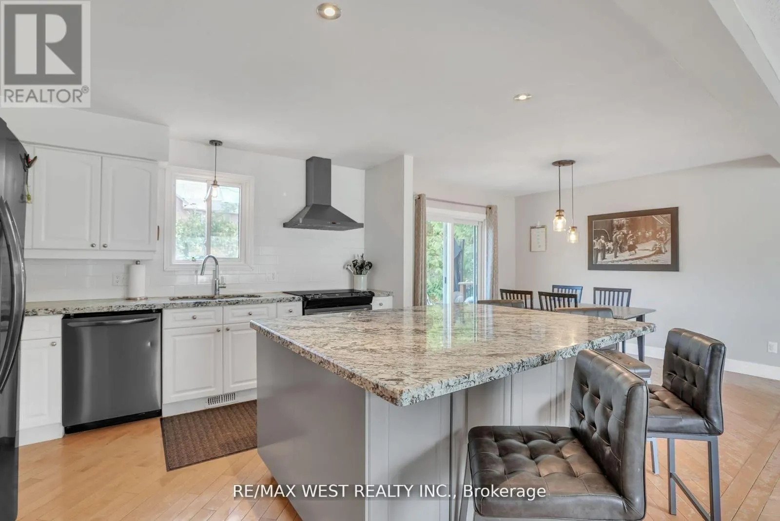 279 SUNNIDALE ROAD