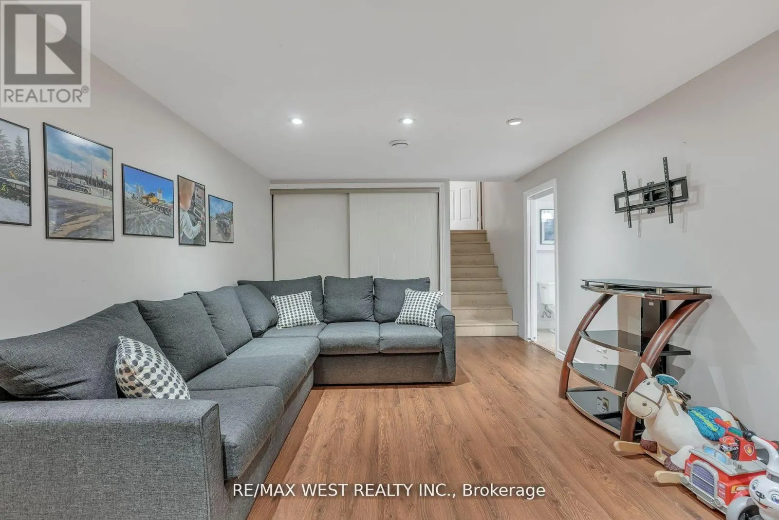 279 SUNNIDALE ROAD