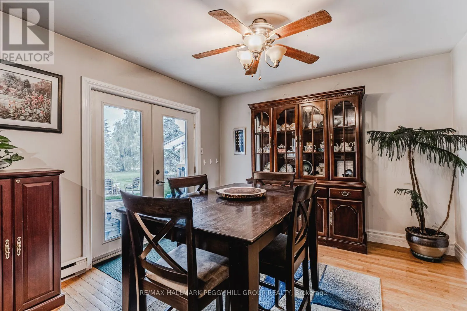 7 SANDLEWOOD TRAIL