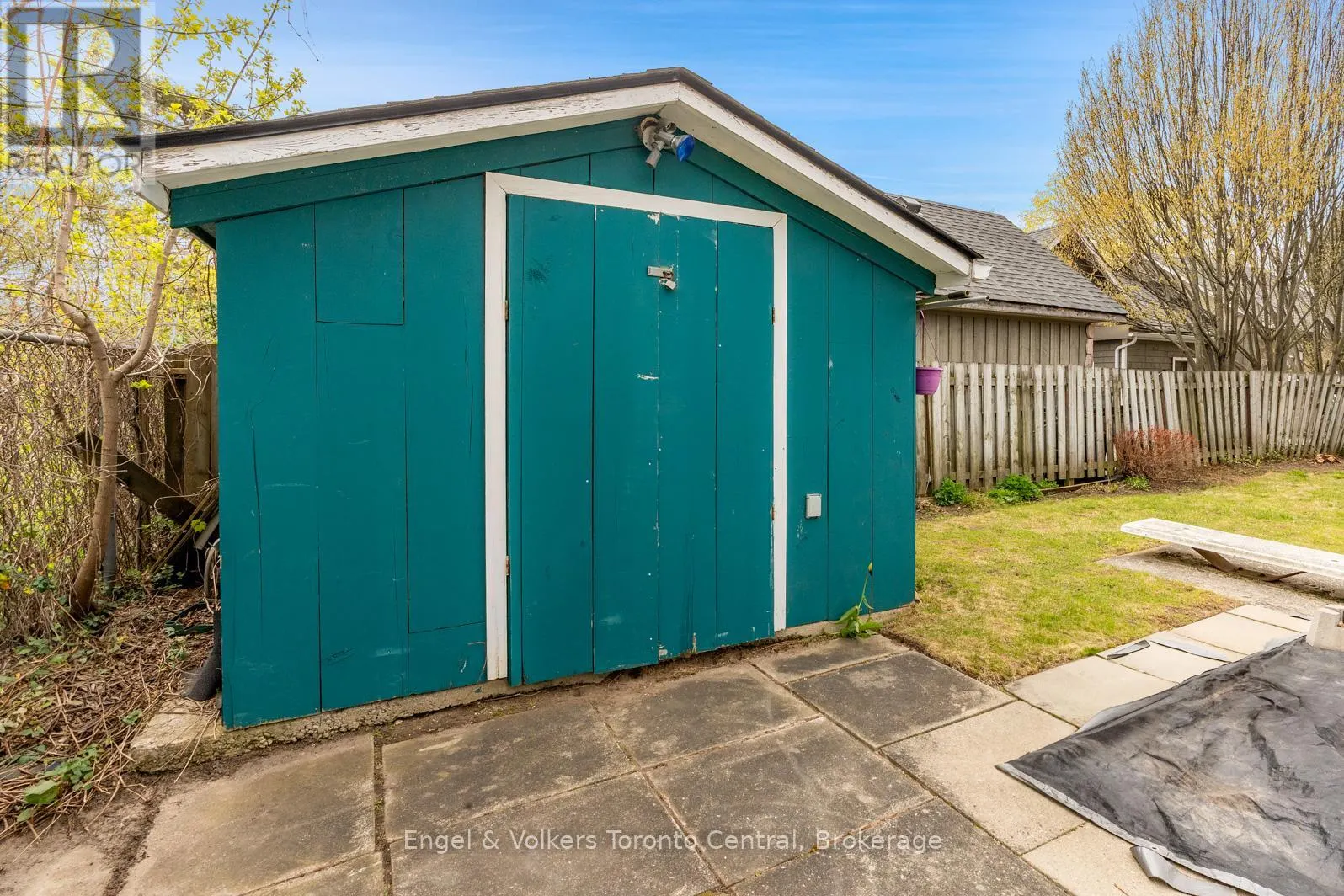 299 NAPIER STREET