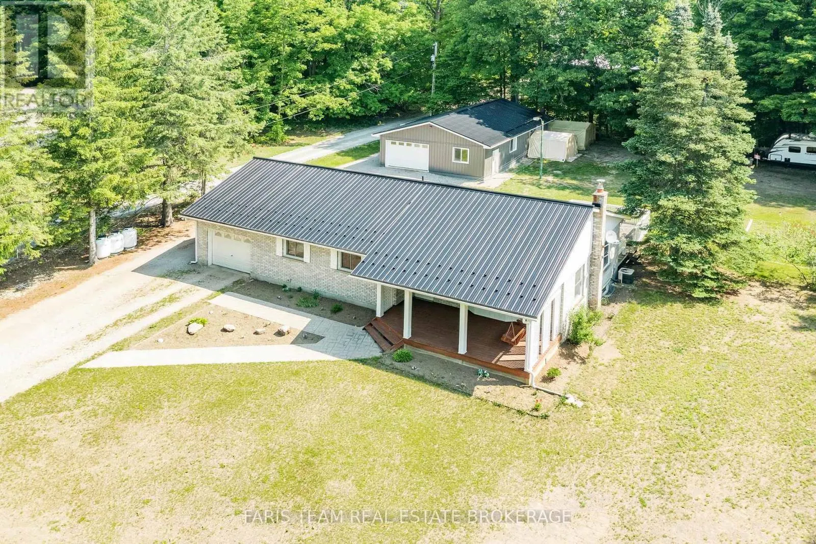 1941 VESPRA VALLEY ROAD