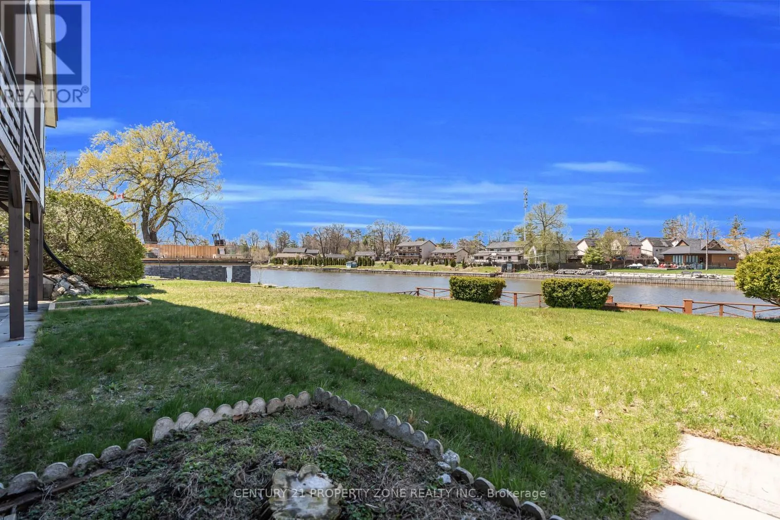 1312 RIVER ROAD W