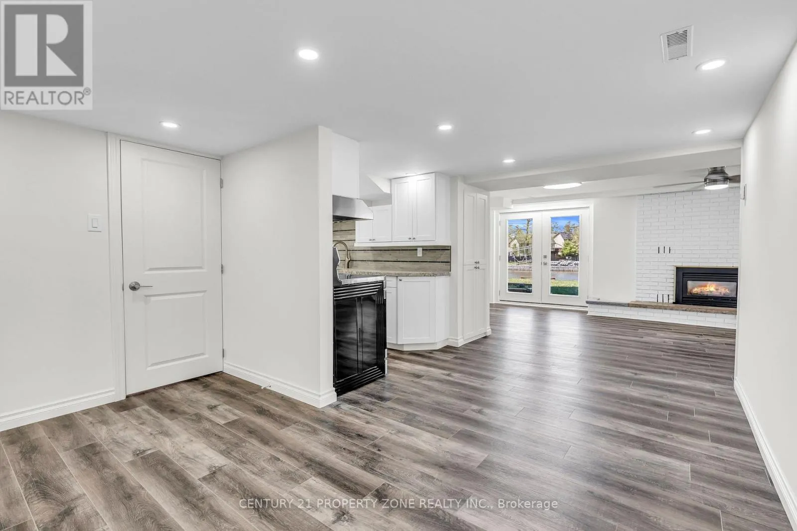1312 RIVER ROAD W