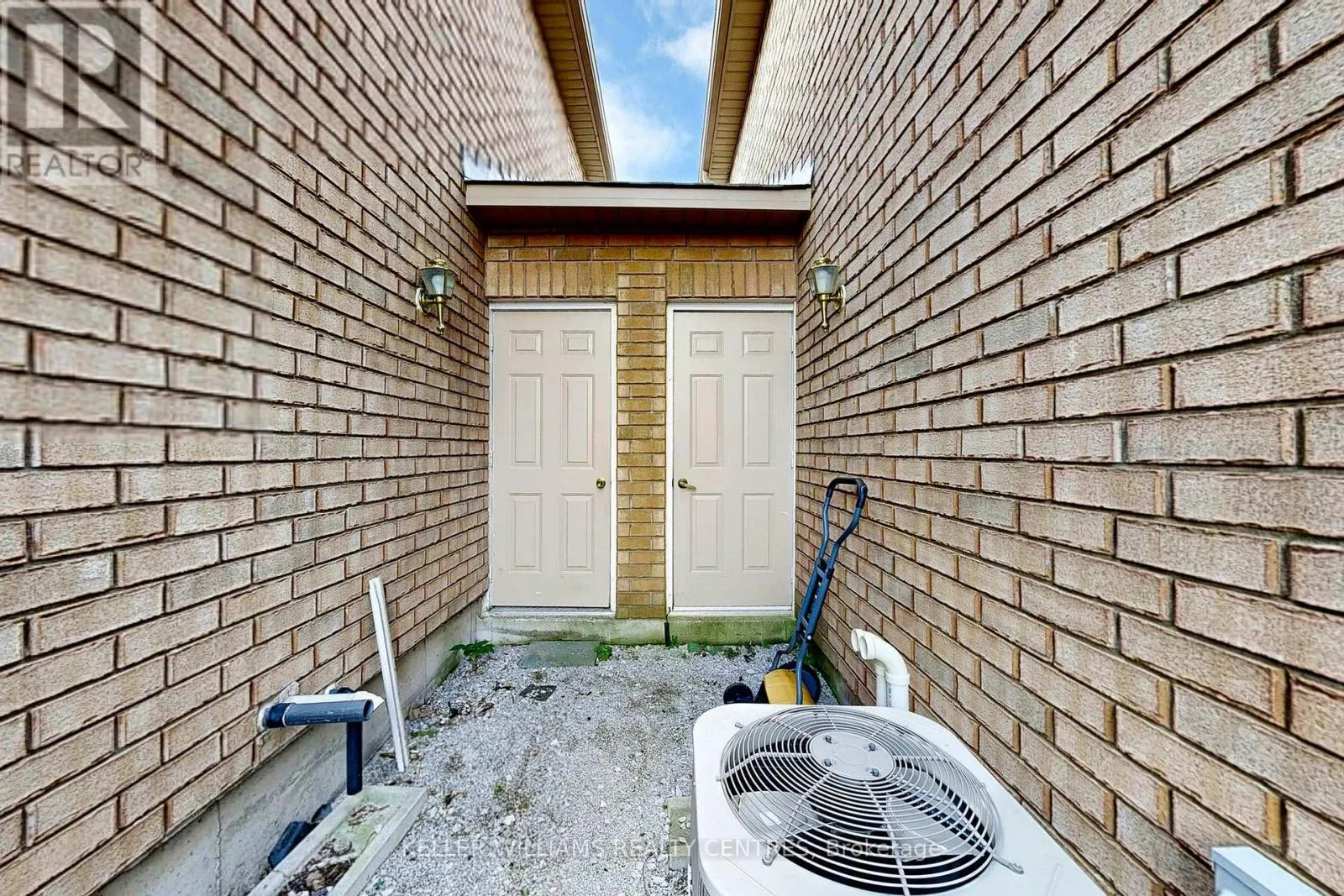 69 GOODWIN DRIVE