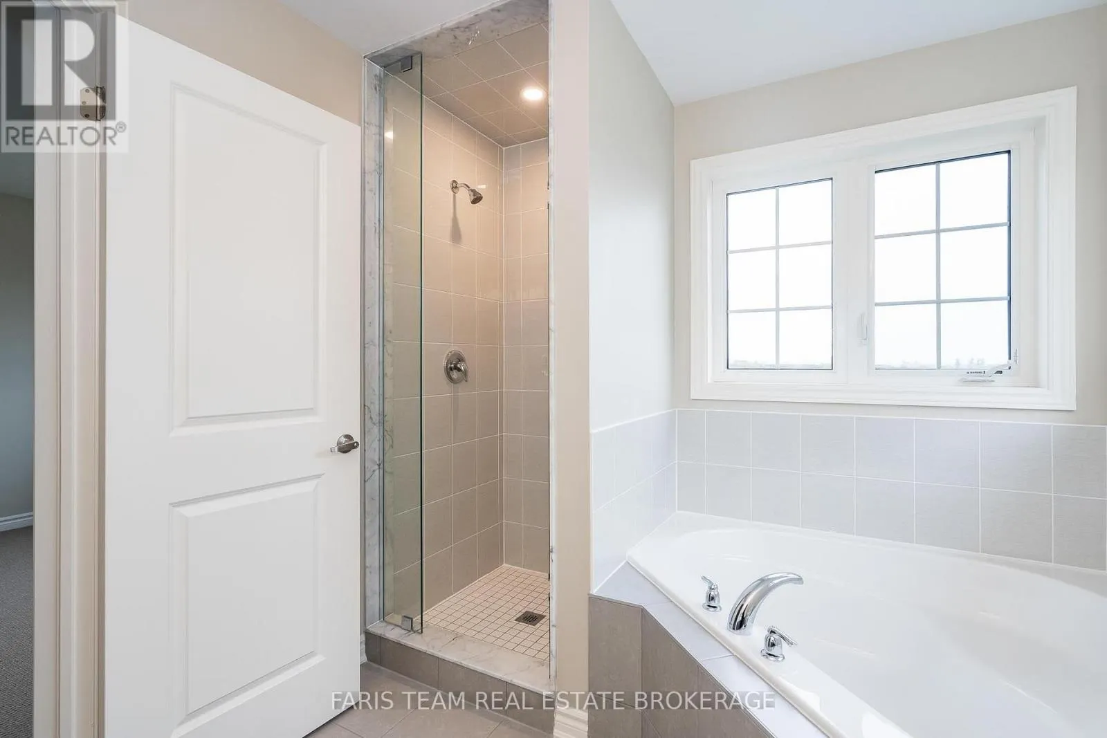 276 SPRINGFIELD CRESCENT