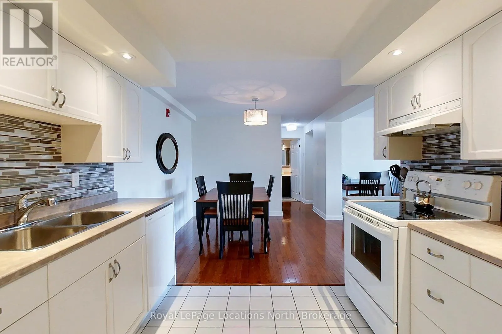 307 - 172 EIGHTH STREET, #307