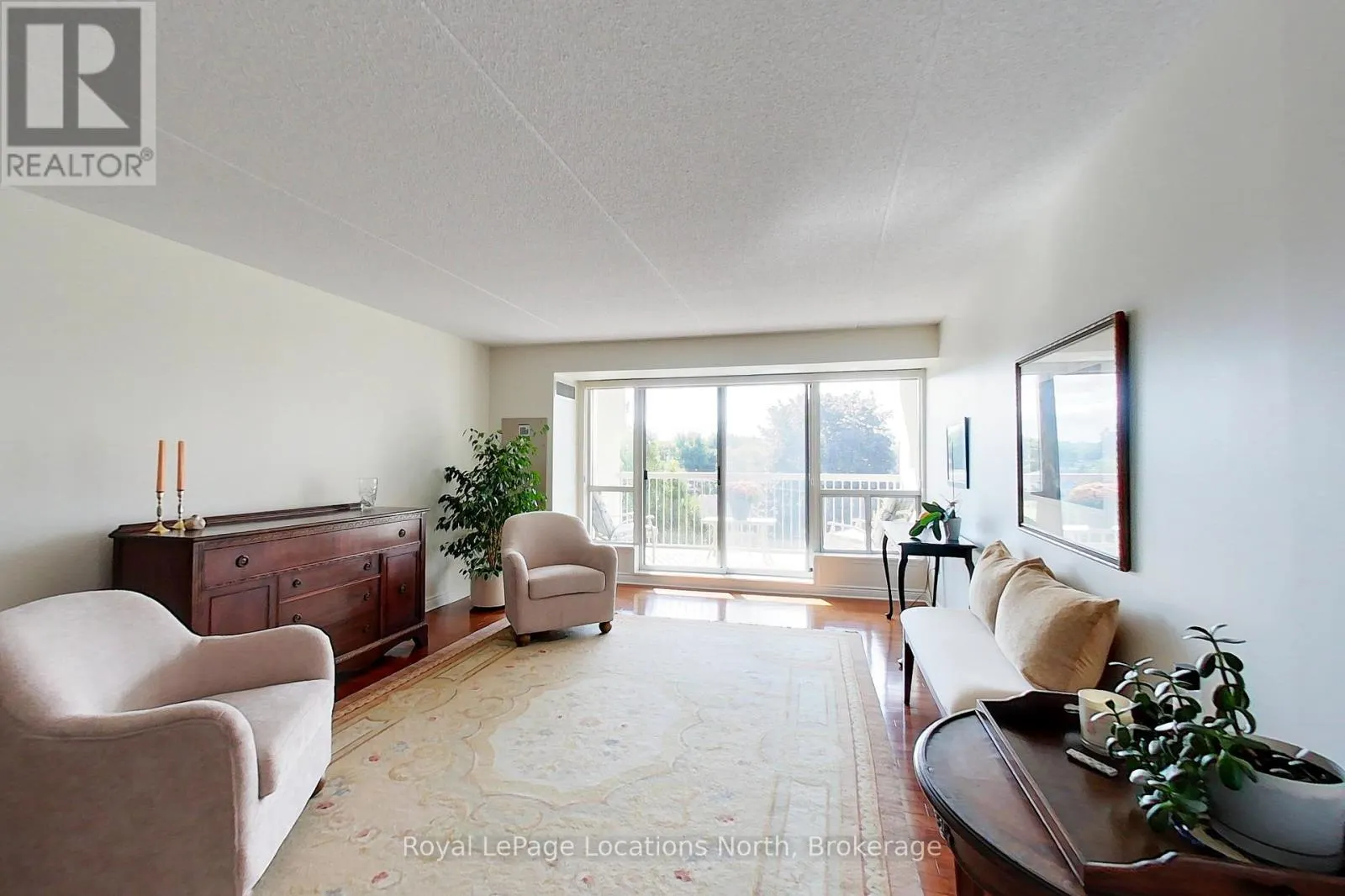 307 - 172 EIGHTH STREET, #307