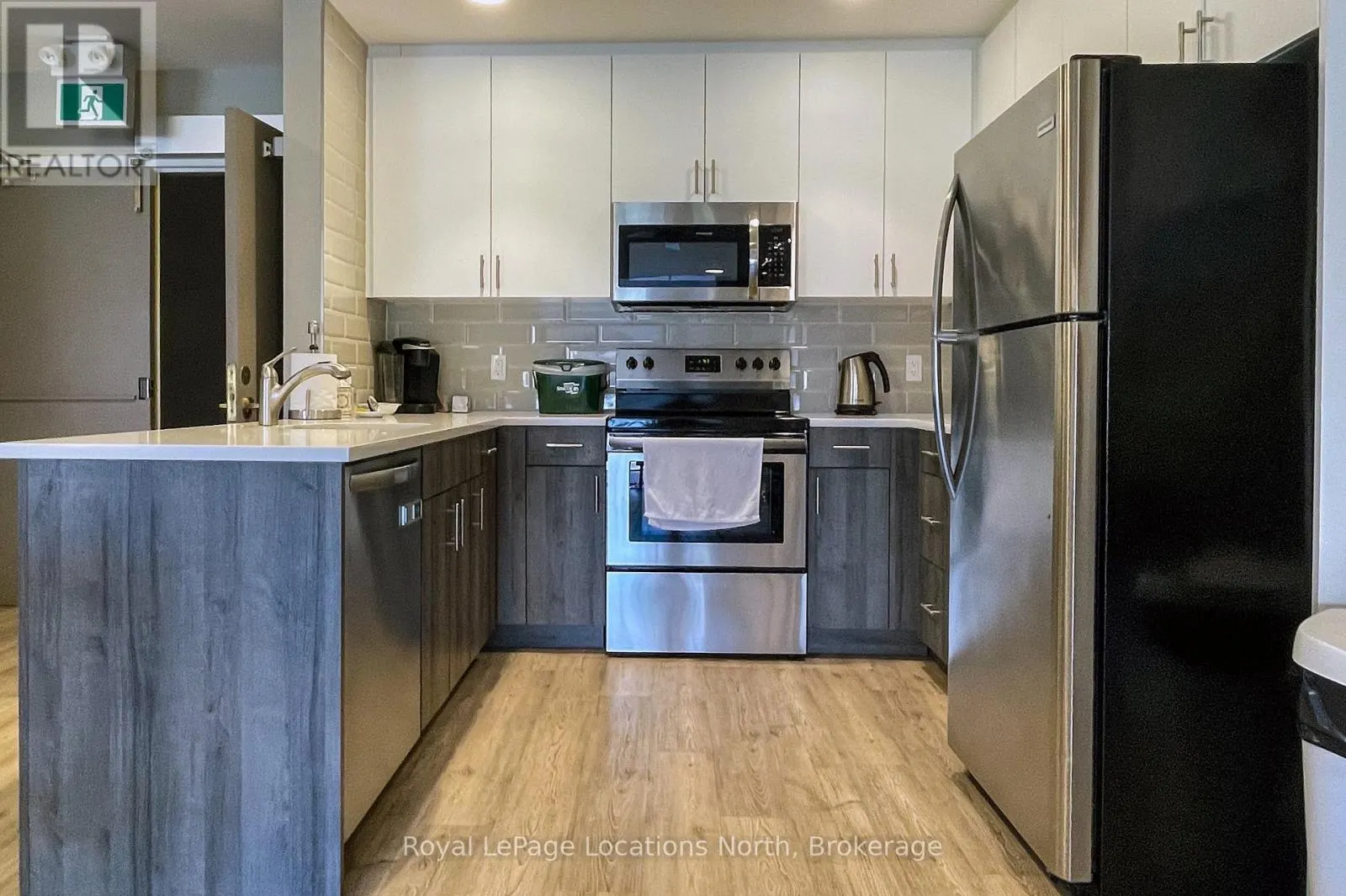 307 - 172 EIGHTH STREET, #307
