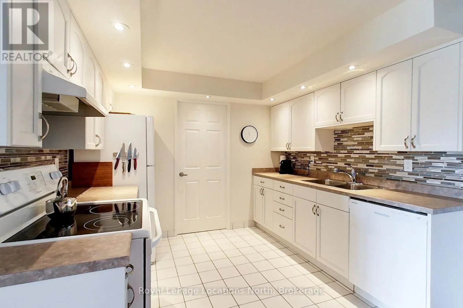 307 - 172 EIGHTH STREET, #307