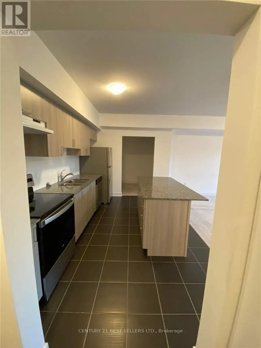 308 - 5 CHEF LANE