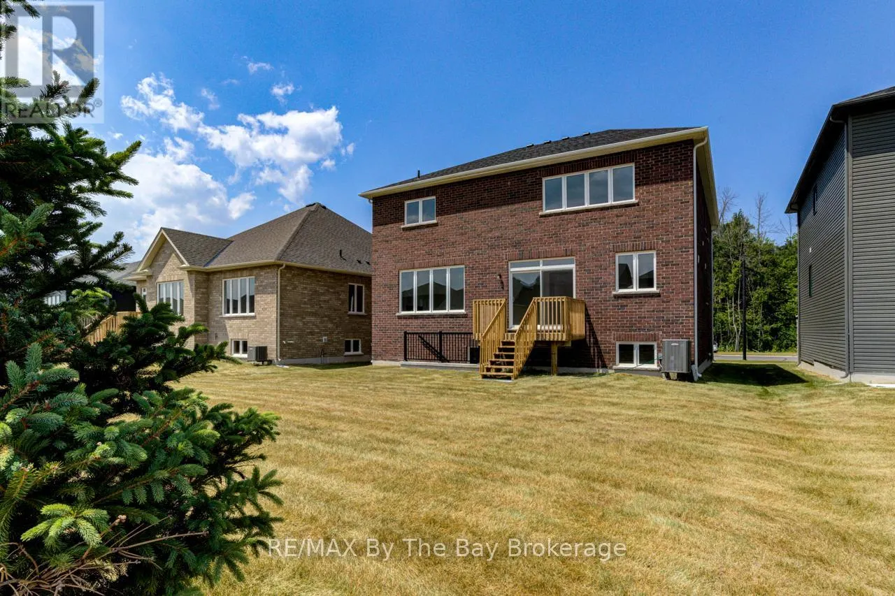 186 MAPLESIDE DRIVE
