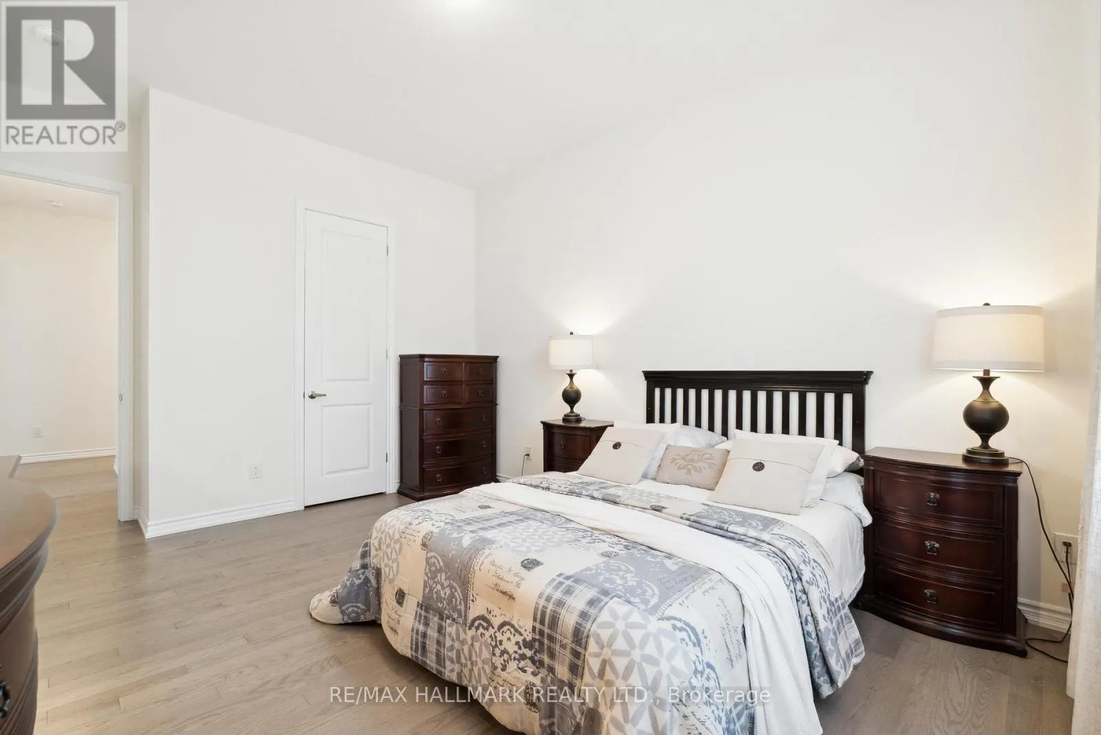 346 RAMBLEWOOD DRIVE