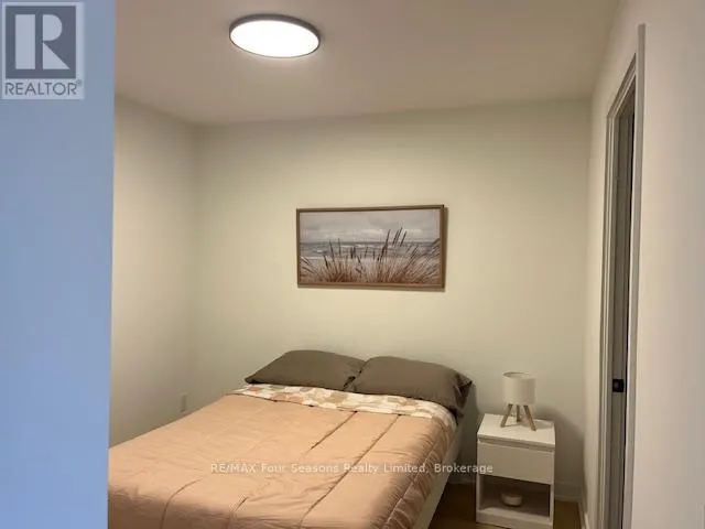 419 - 31 HURON STREET, #419
