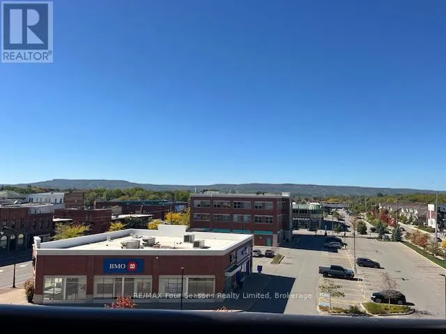 419 - 31 HURON STREET, #419