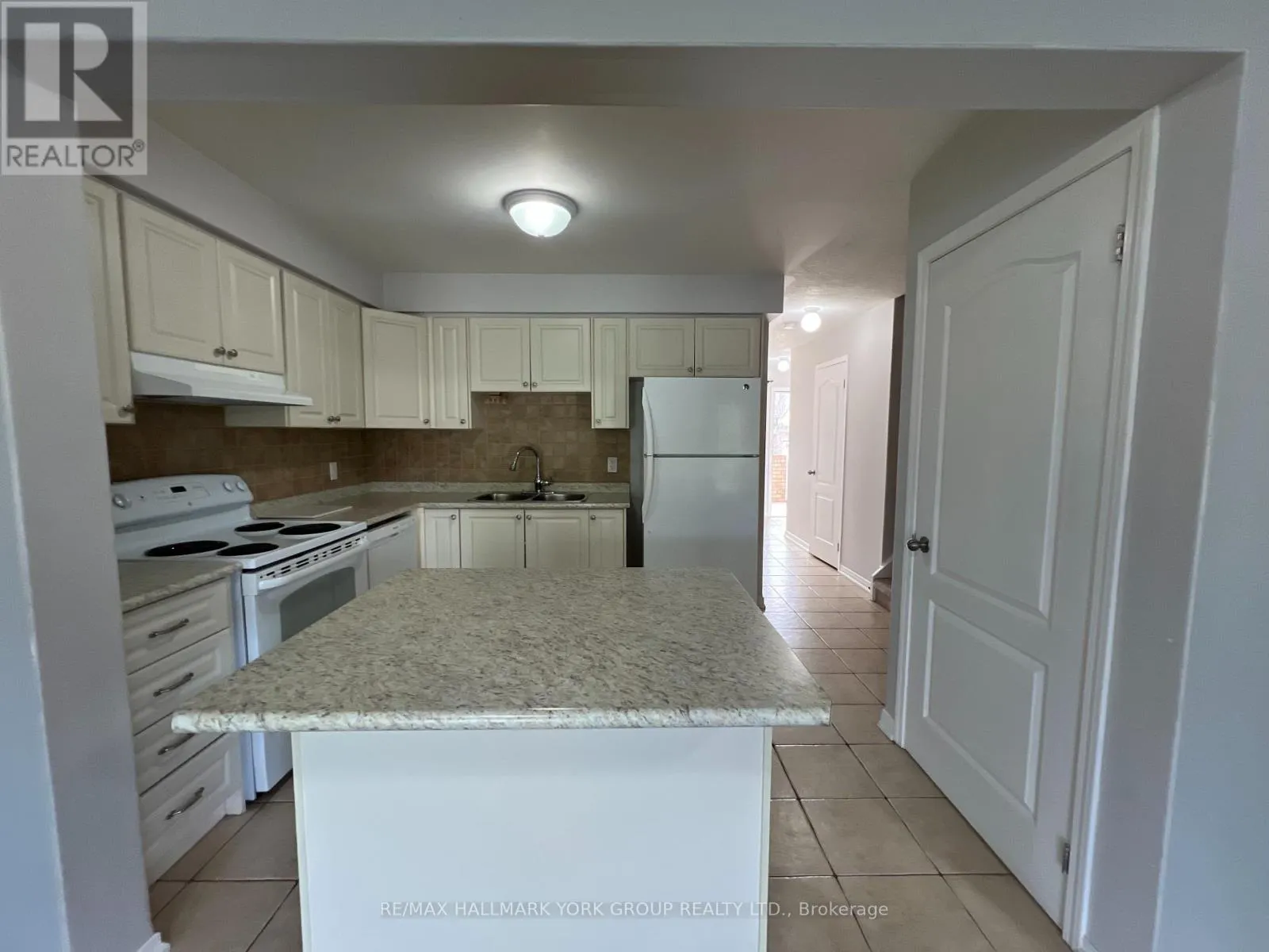 9 - 75 PRINCE WILLIAM WAY