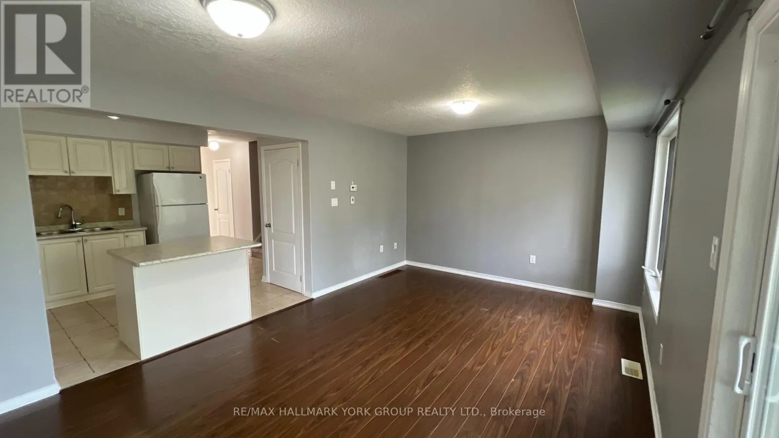 9 - 75 PRINCE WILLIAM WAY