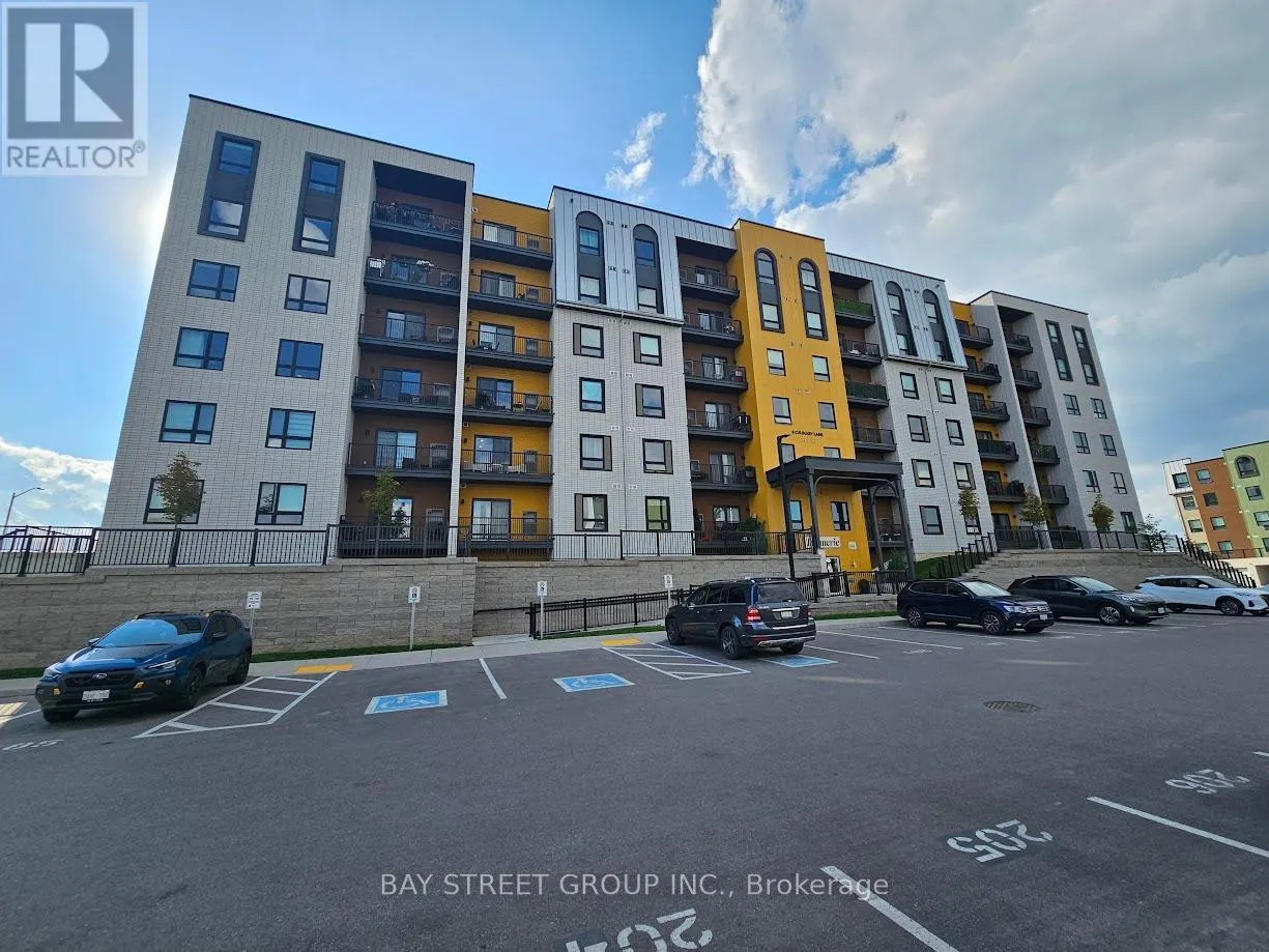504 - 8 CULINARY LANE