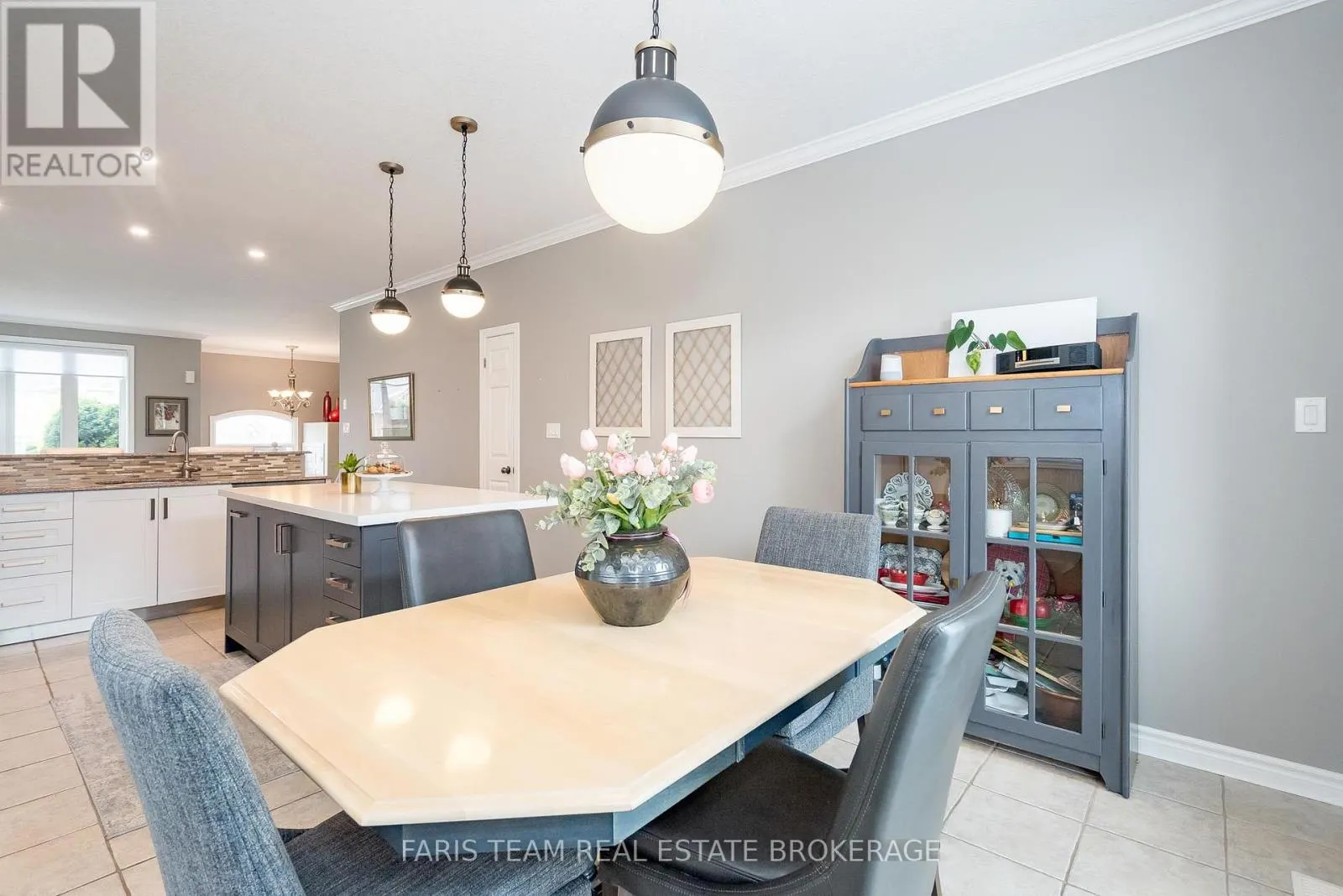 135 SANDRINGHAM DRIVE