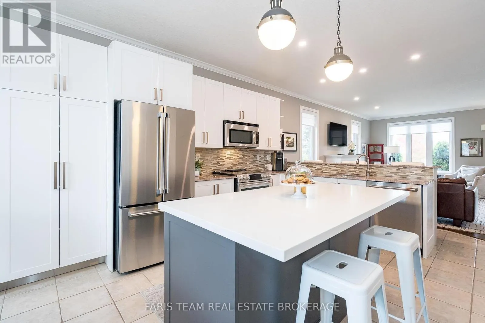 135 SANDRINGHAM DRIVE
