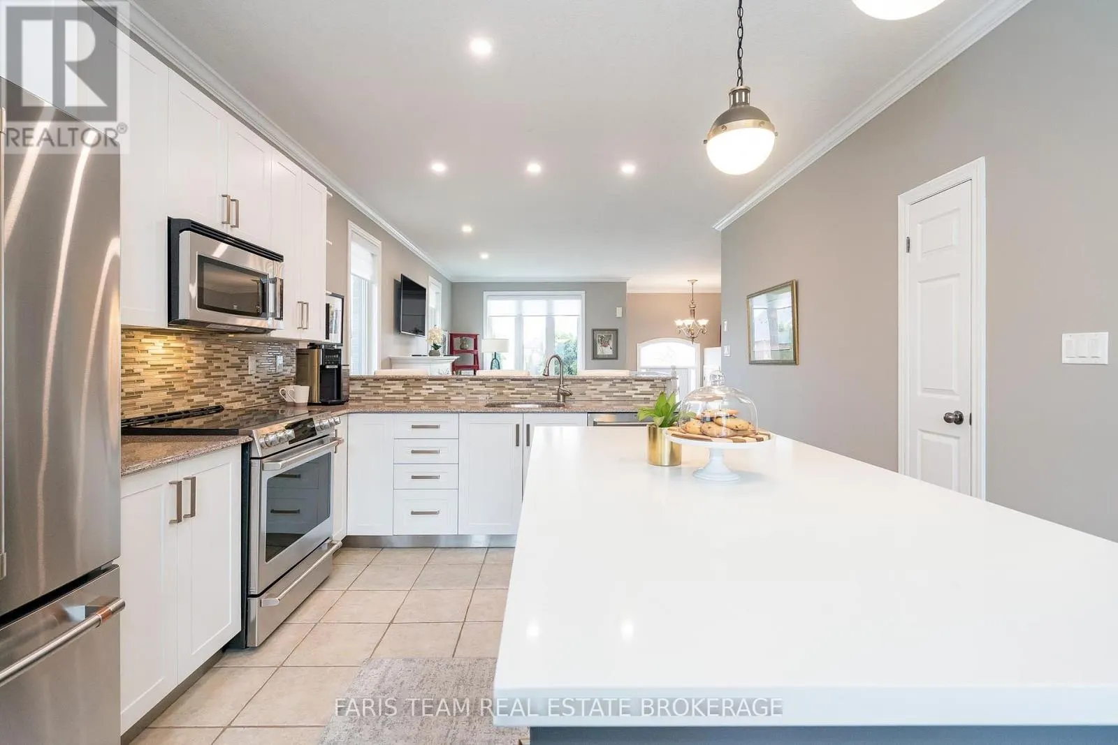 135 SANDRINGHAM DRIVE