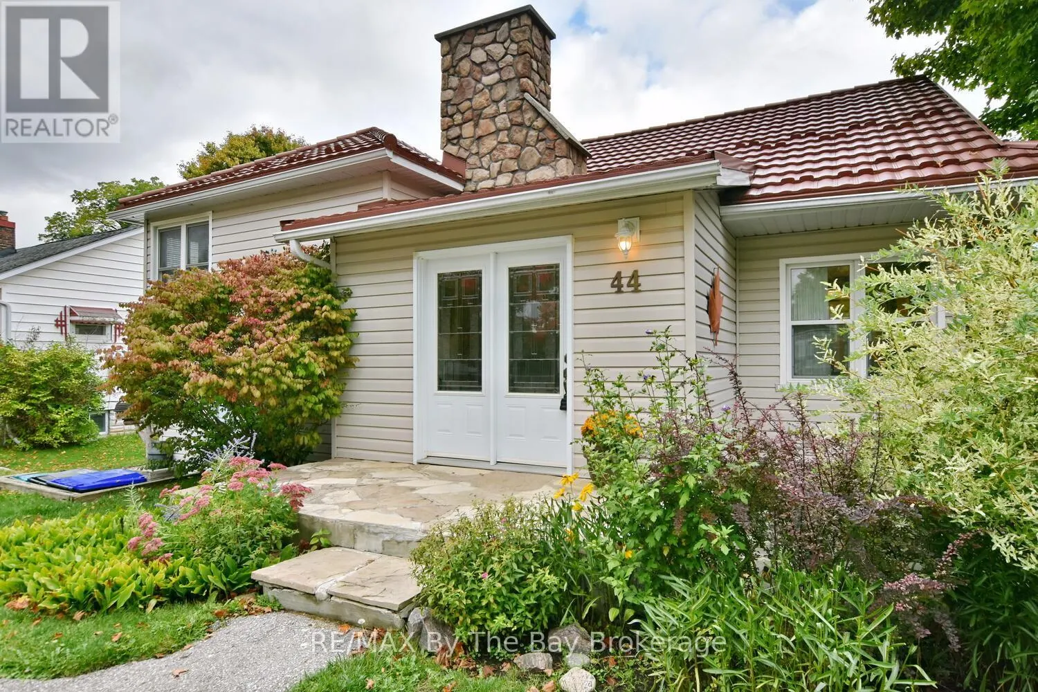 44 PETER STREET