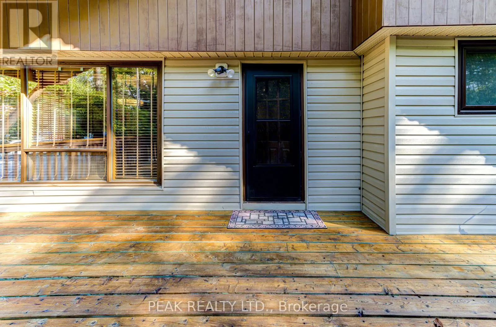 11 GLEN AVENUE S