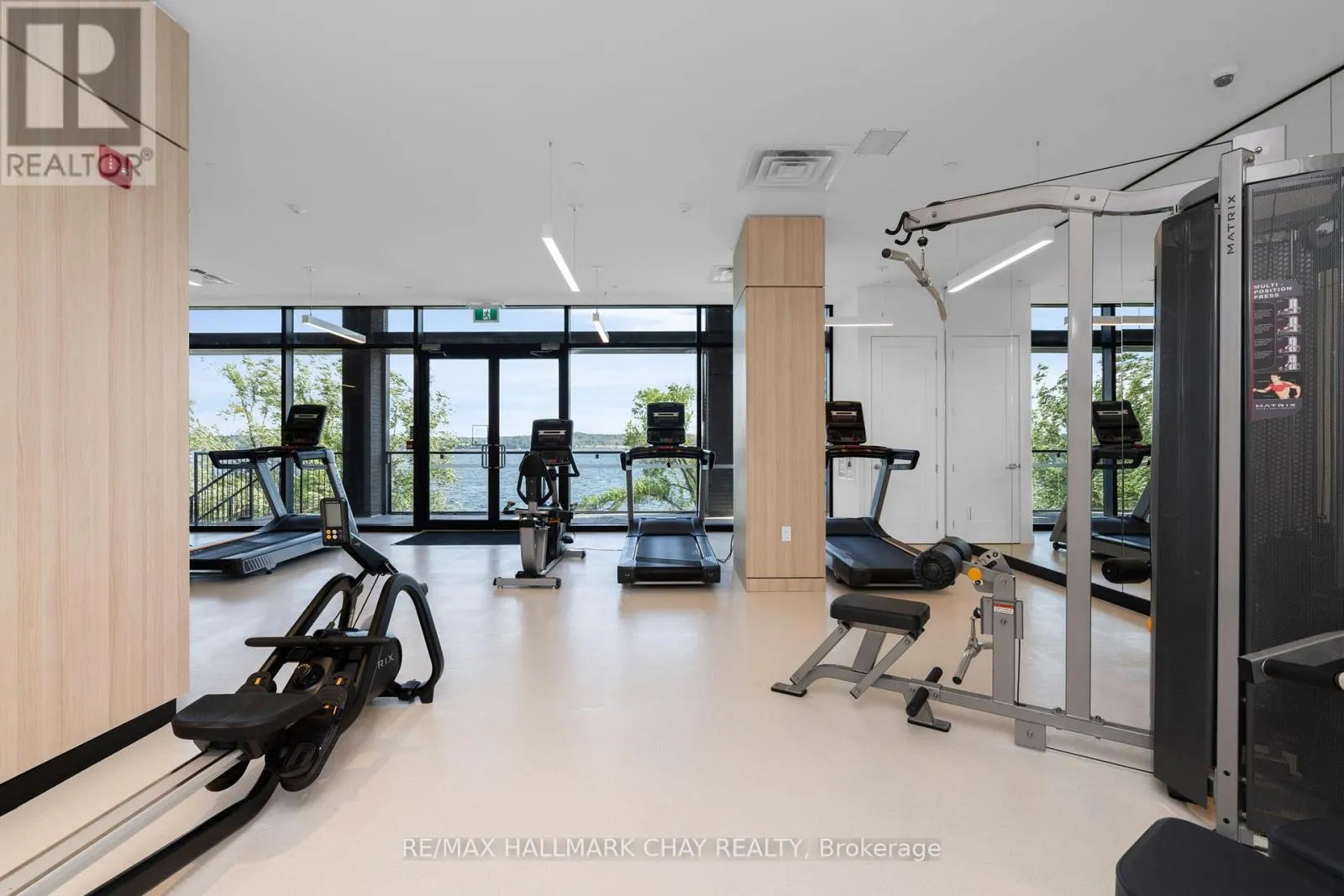 302 - 185 DUNLOP STREET E
