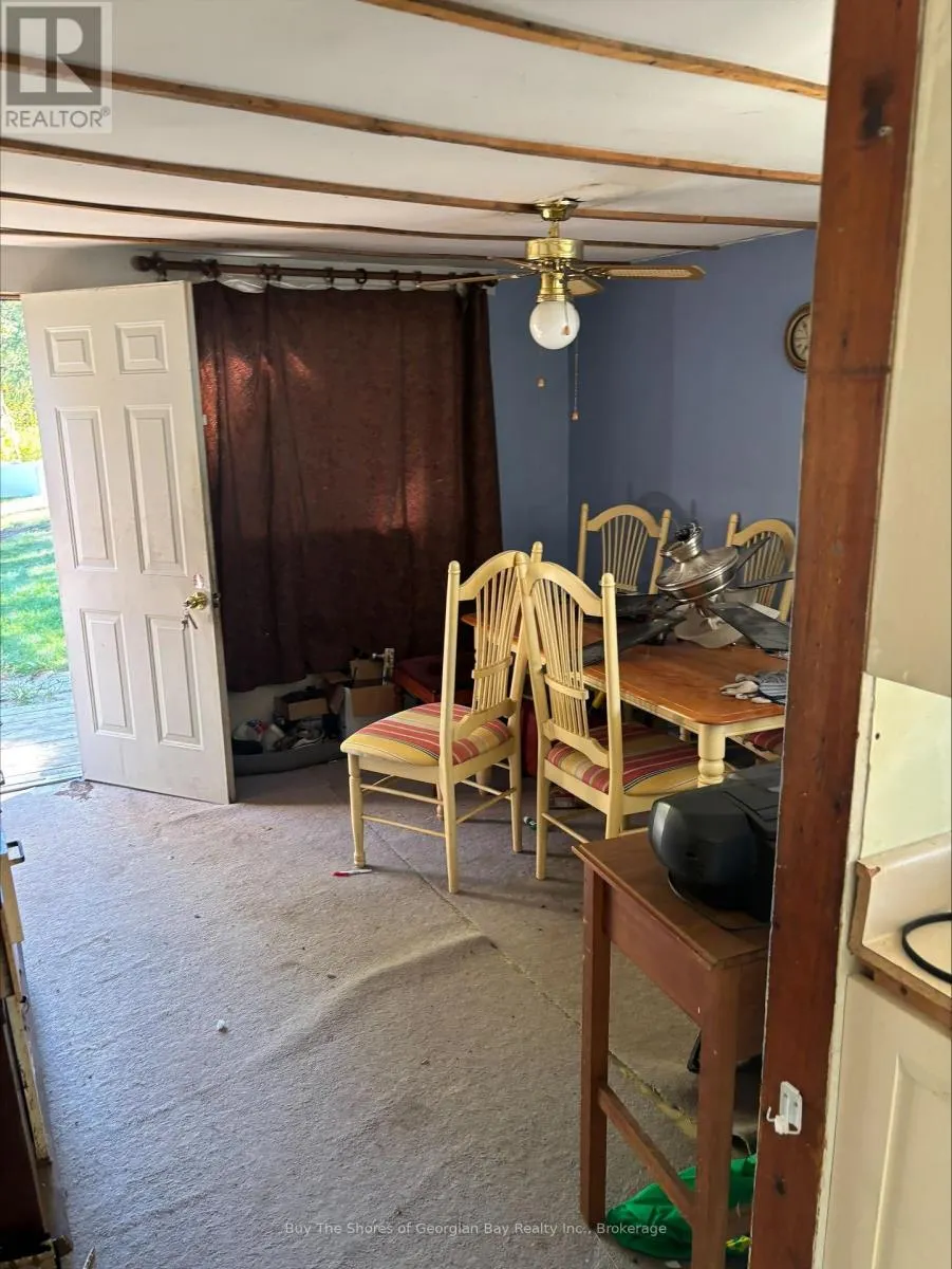 3138 ROBB COURT
