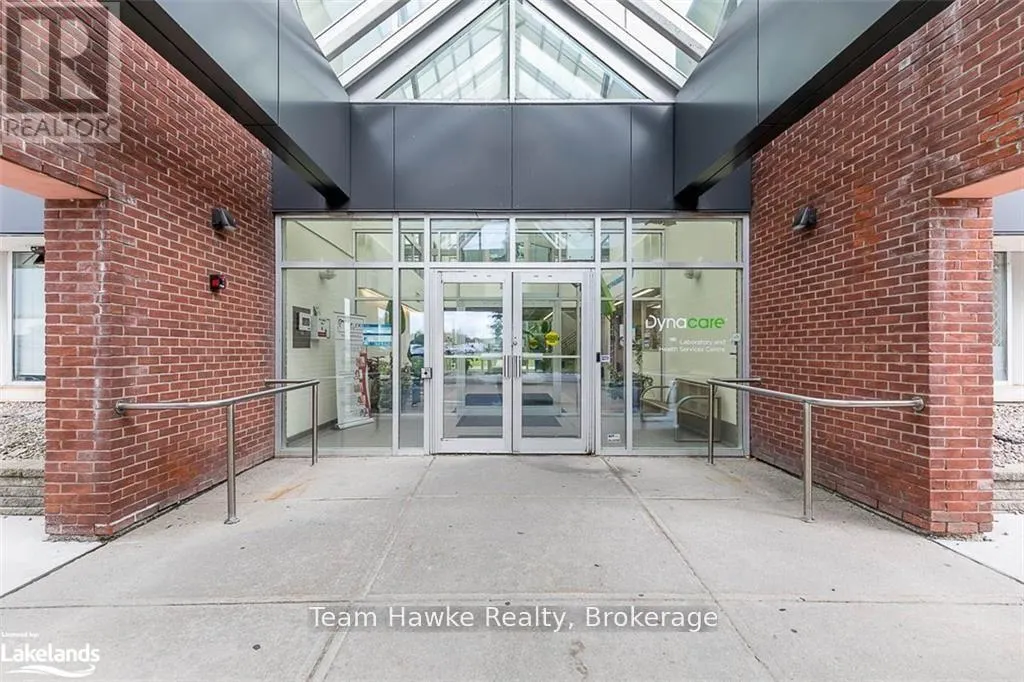 103A - 240 PENETANGUISHENE ROAD, #103A