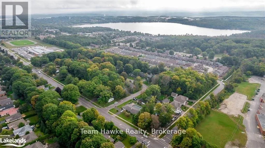 103A - 240 PENETANGUISHENE ROAD, #103A