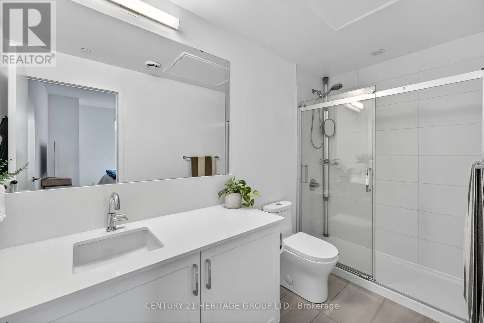 603 - 681 YONGE STREET