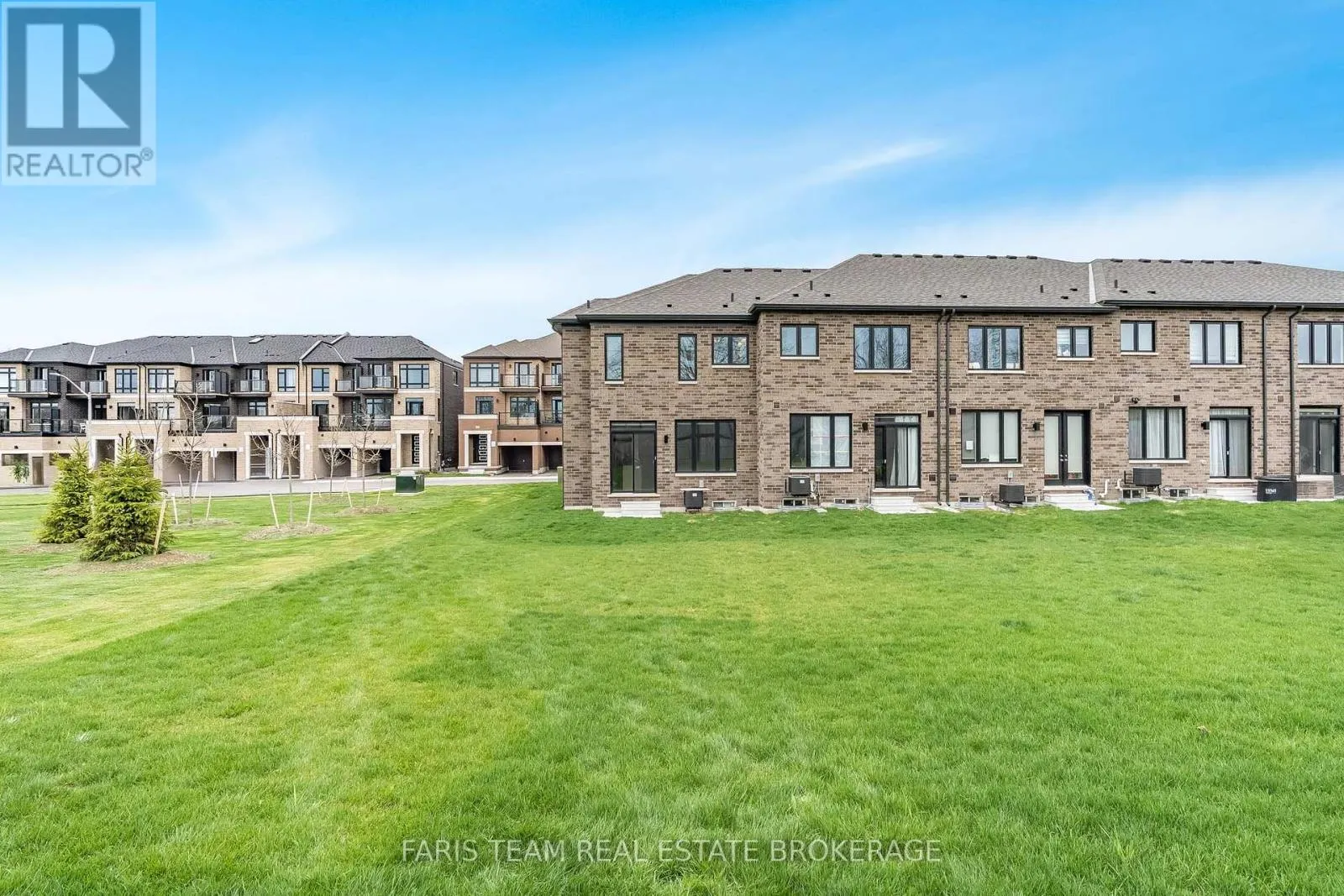 28 BLUEBIRD LANE