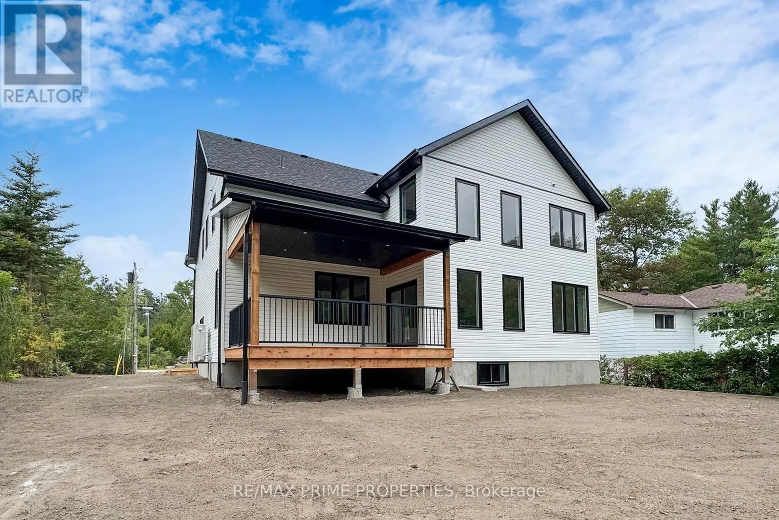 118 VALERIE CRESCENT