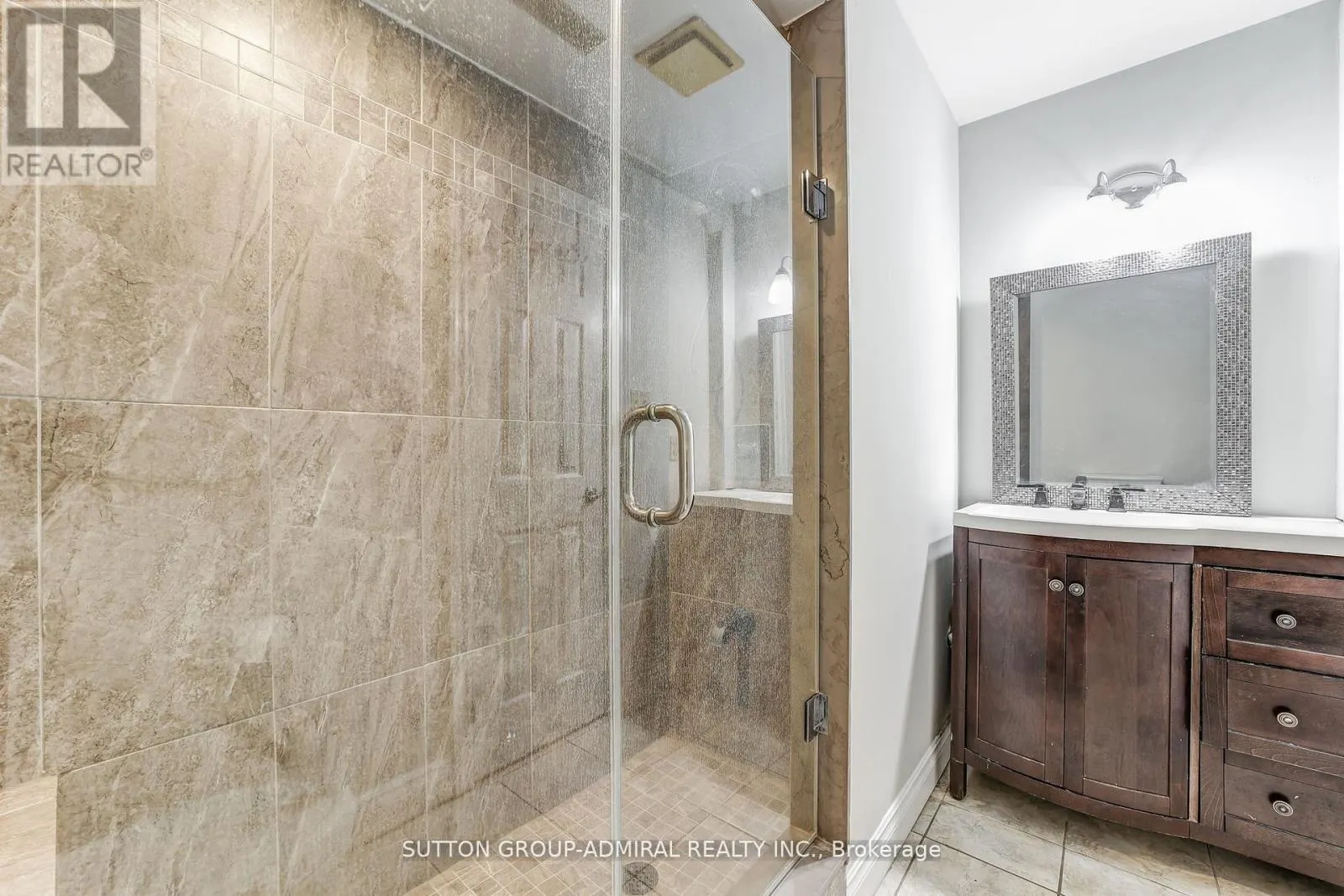 14 CHIPPAWA COURT