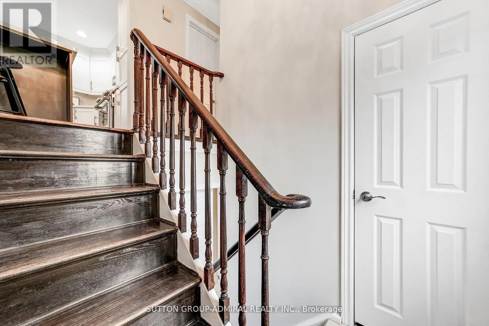 14 CHIPPAWA COURT