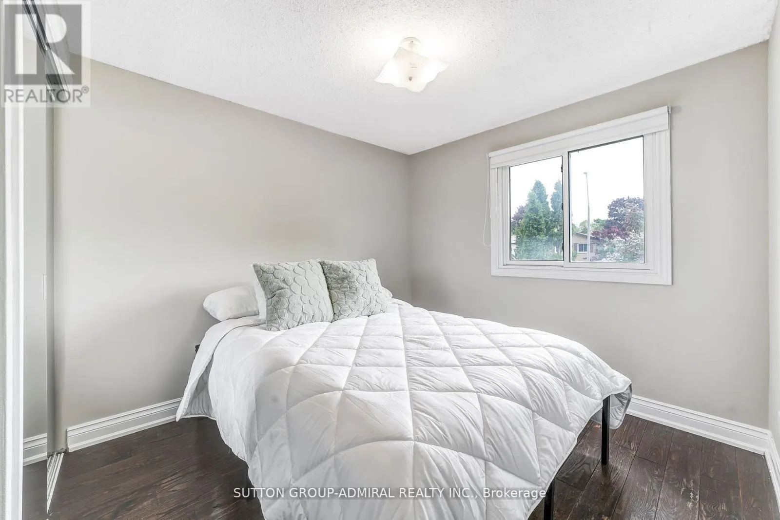 14 CHIPPAWA COURT