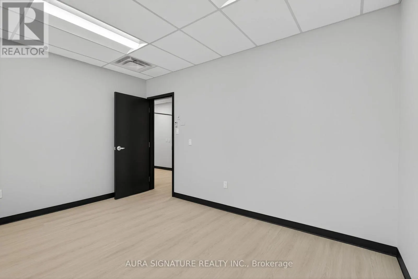 206 - 240 PENETANGUISHENE ROAD