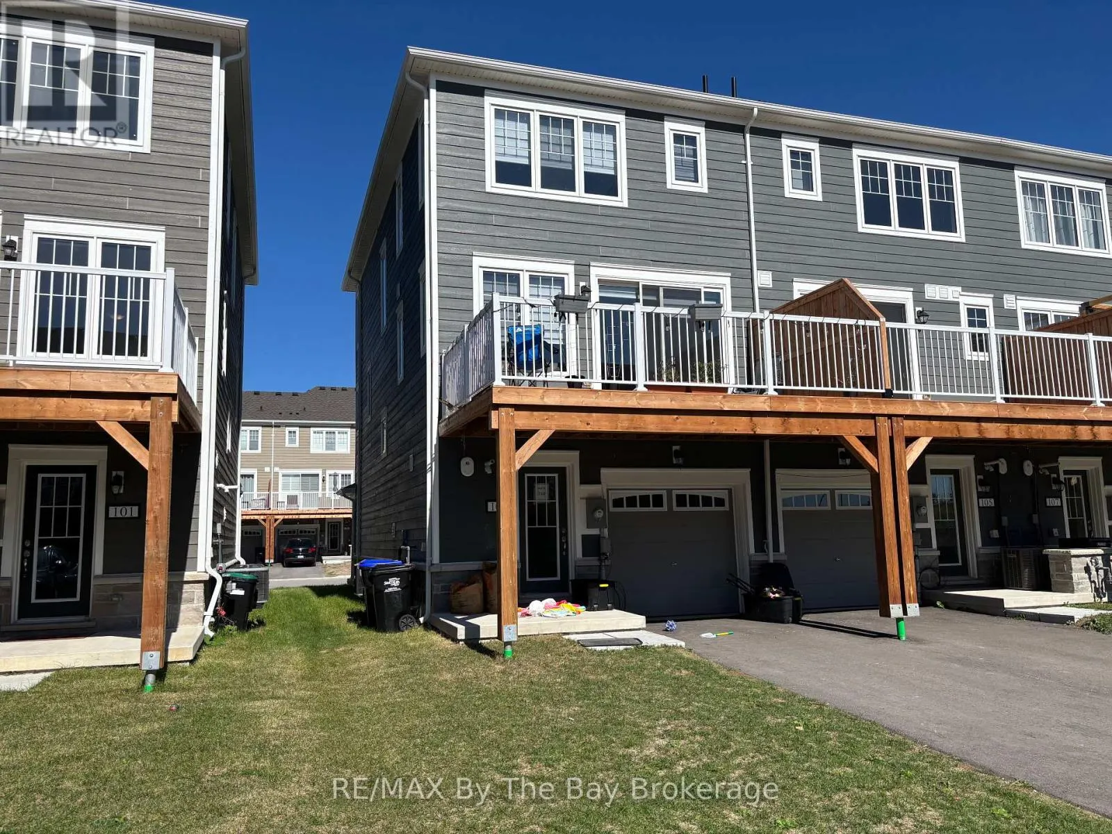 103 SURF DRIVE