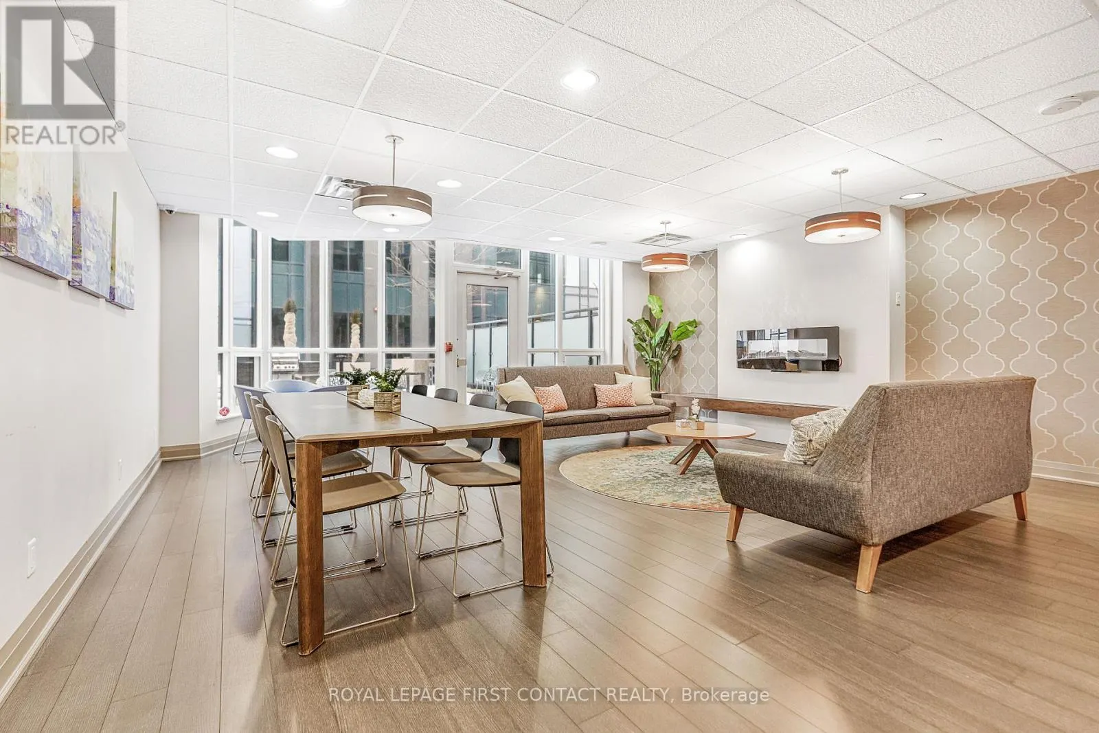 PH5 - 111 WORSLEY STREET
