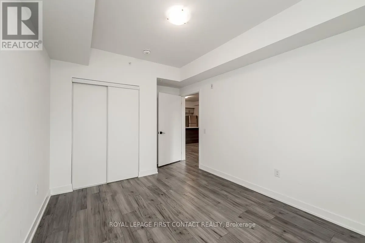 207 - 1 CHEF LANE